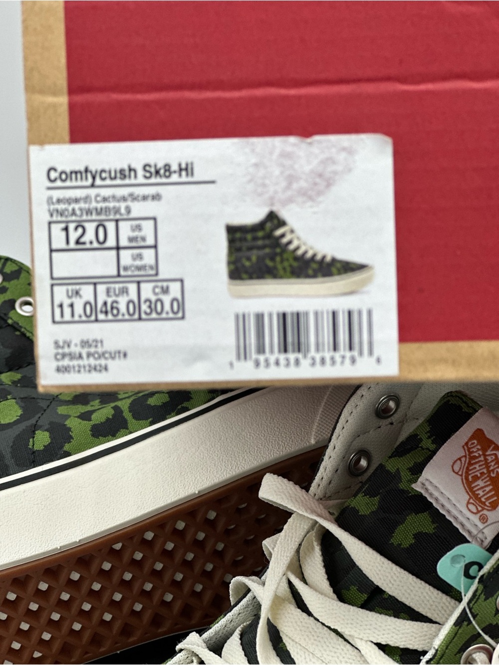 Vans Sk8-Hi Sneakers in Green and Black Leopard Print - Picture 10 of 10